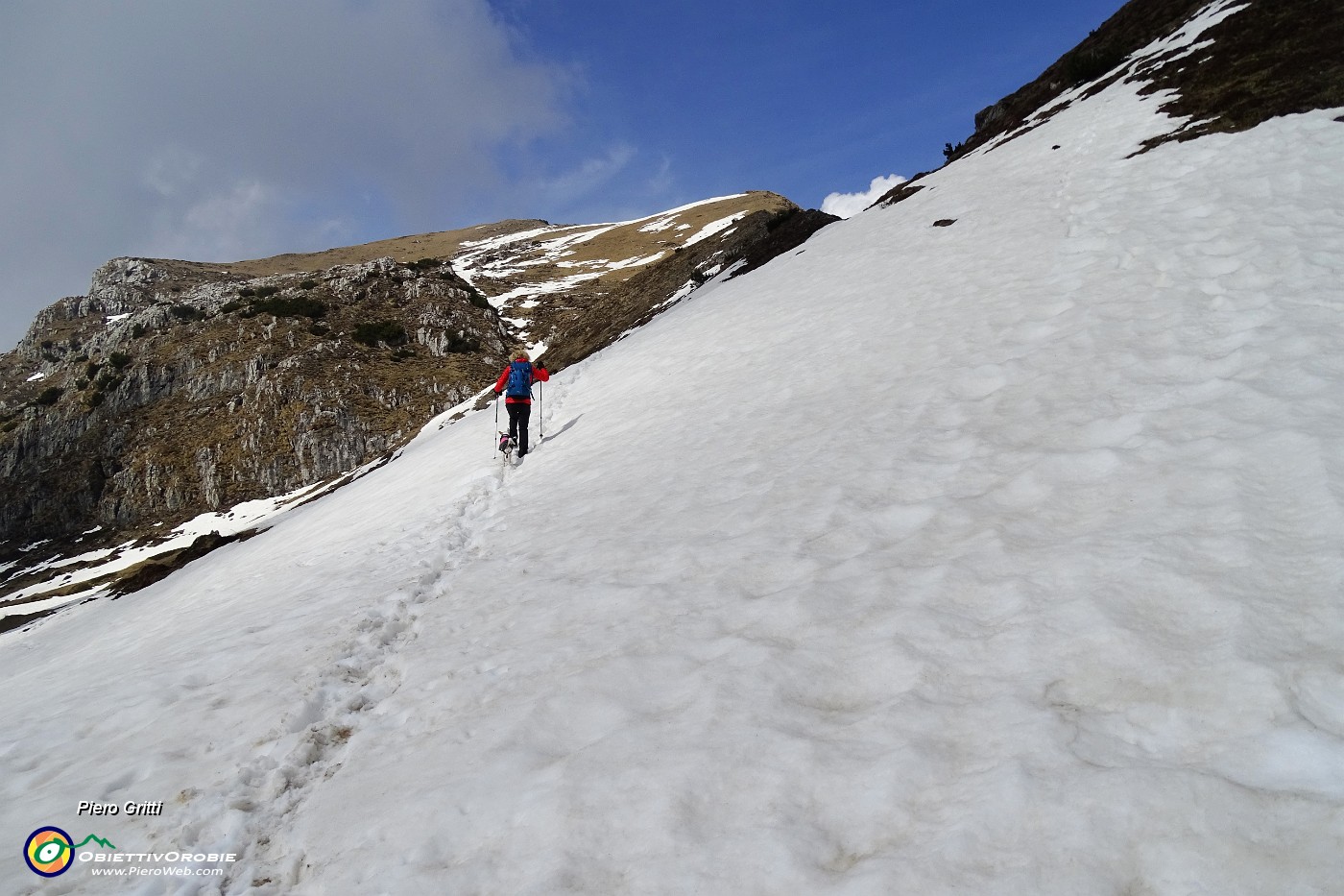 72 Salendo alla Cima di Piazzo.JPG -                                